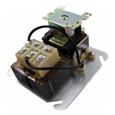 FC90119 (Packard) | 208-240V SPDT Fan Center